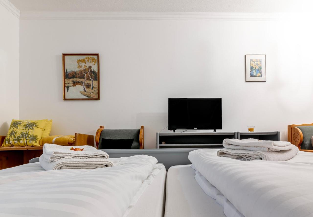 Hotel Aquamarin Бад-Миттерндорф Экстерьер фото