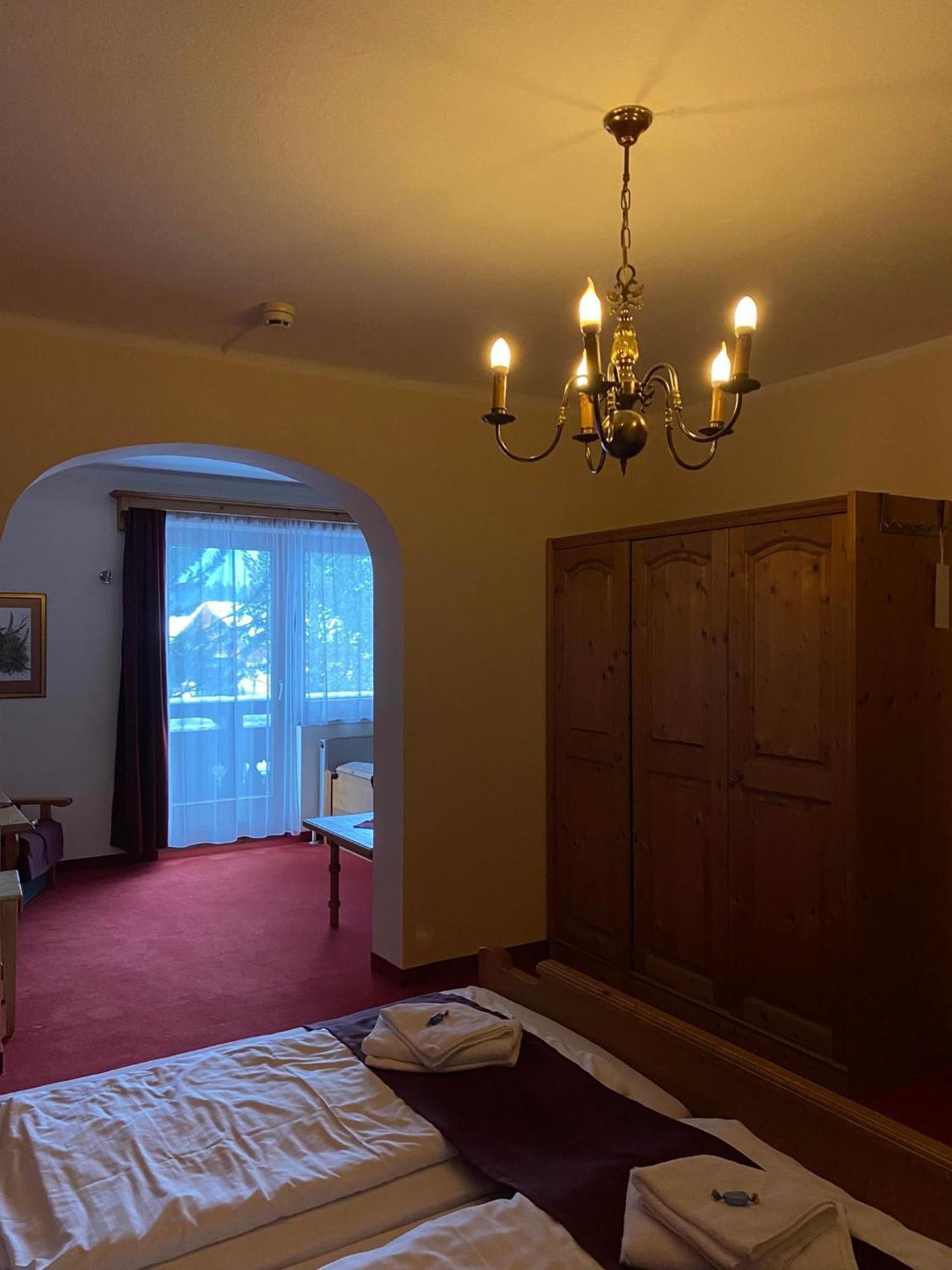 Hotel Aquamarin Бад-Миттерндорф Экстерьер фото